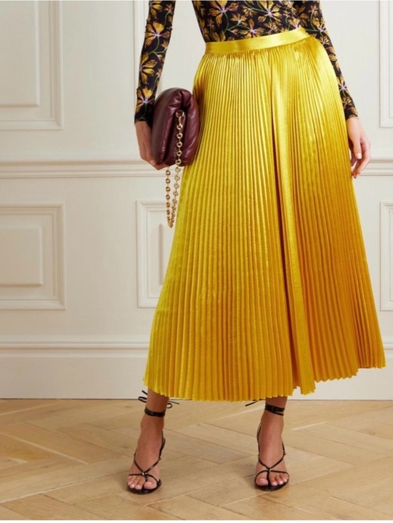 Ulla Johnson Dresses & Skirts - Ulla Johnson Rami Sunsprite Pleated Midi Skirt